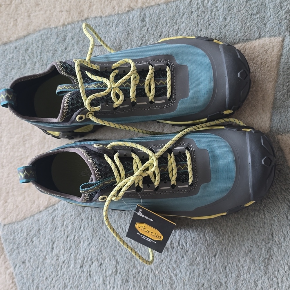 Eddie Bauer Teal and Lime Athletic Shoes